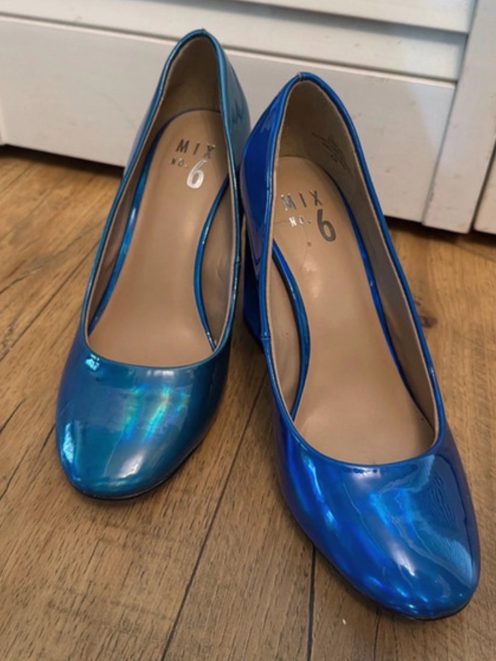 Mix No. 6 Iridescent Blue Patent Pumps, Sz 6